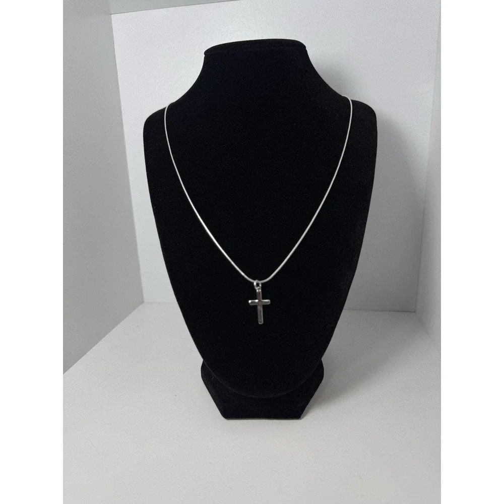 Cadena Tejido Laso Finita Con dije de Cruz De Plata 925 - 21 Inch